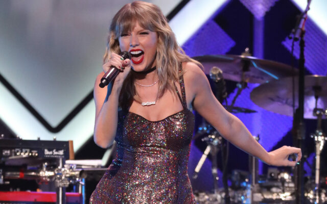 Stanford is Offering a Class About a Single Taylor Swift Song